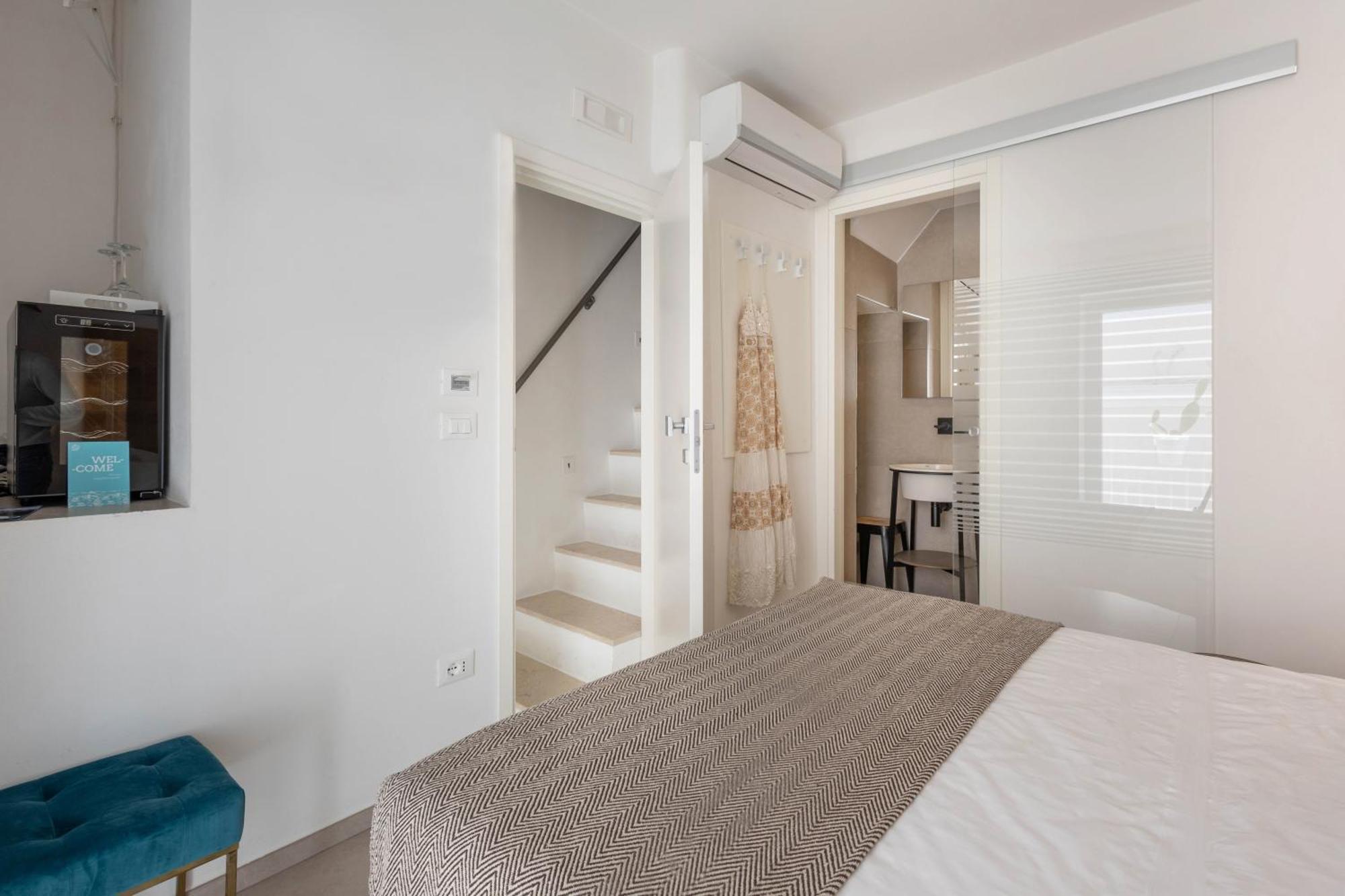 Wepuglia - Vista Cattedrale Hotell Monopoli Exteriör bild